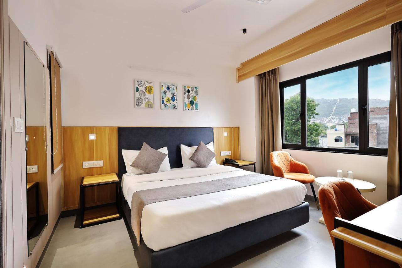 Hotel Sparkle Inn Just 400 Meters From Udaipur Railway Station Εξωτερικό φωτογραφία